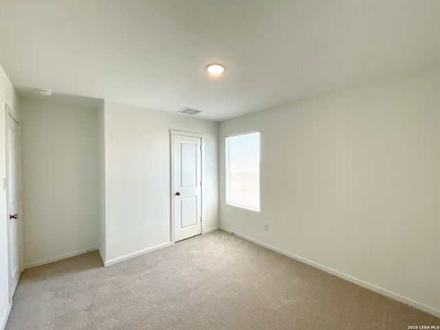 14613 Mudstone Pl, Elmendorf, TX 78112