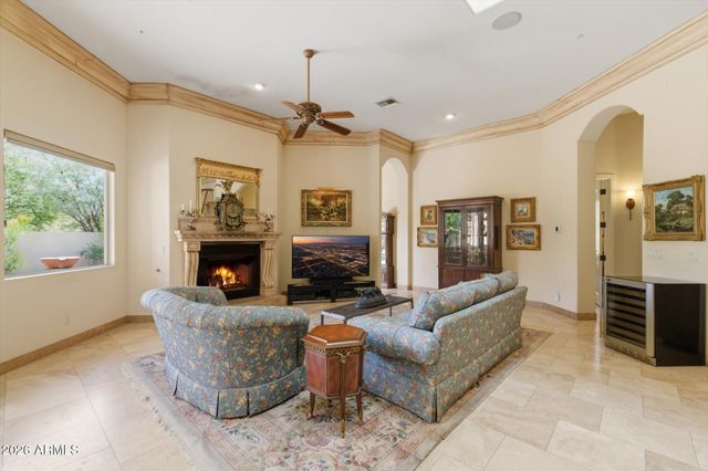 13499 E CANNON Drive, Scottsdale, AZ 85259