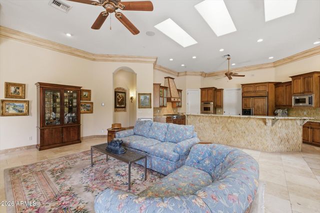 13499 E CANNON Drive, Scottsdale, AZ 85259