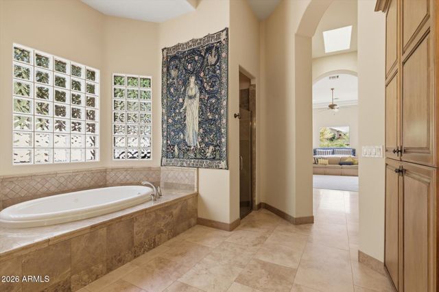 13499 E CANNON Drive, Scottsdale, AZ 85259