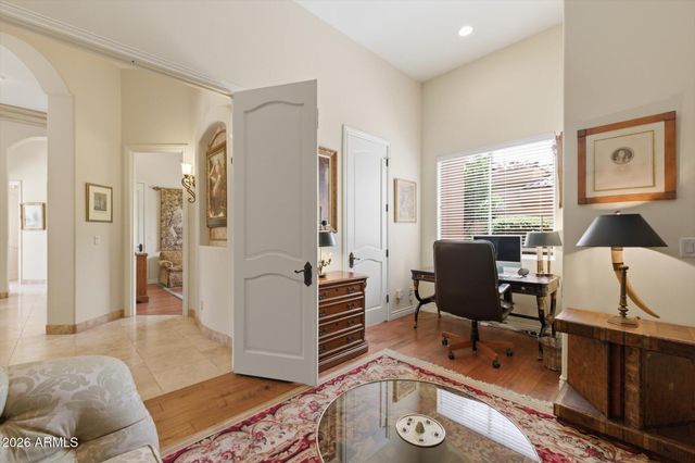 13499 E CANNON Drive, Scottsdale, AZ 85259