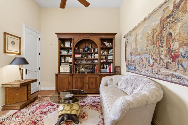 13499 E CANNON Drive, Scottsdale, AZ 85259