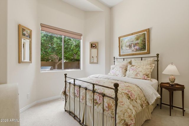 13499 E CANNON Drive, Scottsdale, AZ 85259