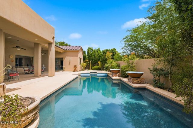 13499 E CANNON Drive, Scottsdale, AZ 85259