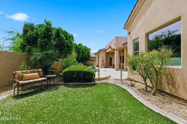 13499 E CANNON Drive, Scottsdale, AZ 85259