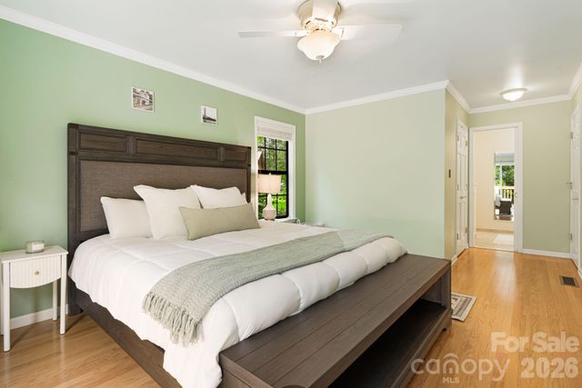 212 Riva Ridge Drive, Fairview, NC 28730