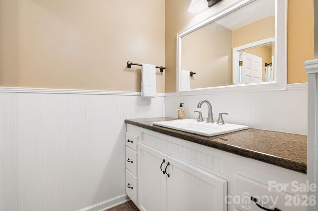 212 Riva Ridge Drive, Fairview, NC 28730