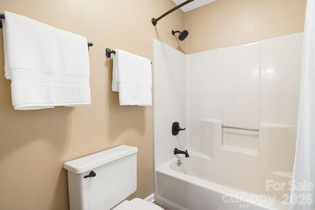 212 Riva Ridge Drive, Fairview, NC 28730