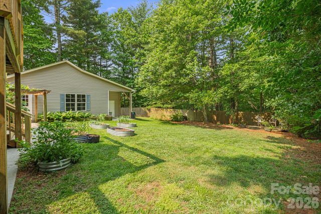 212 Riva Ridge Drive, Fairview, NC 28730