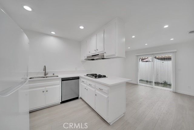 16722 Goldenwest Street 1, Huntington Beach, CA 92647