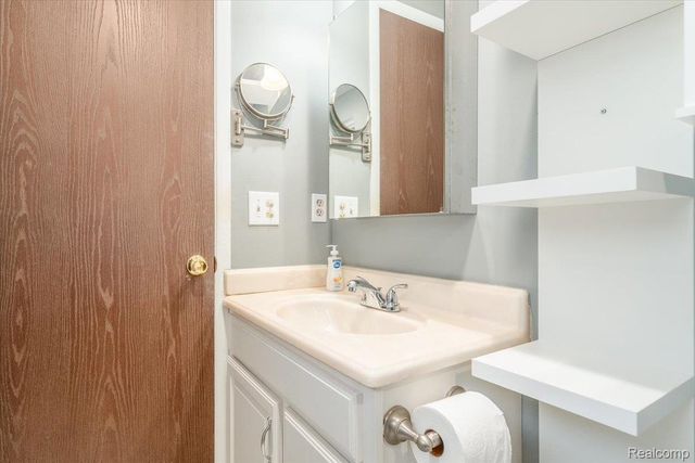 6767 Longwood Road, Canton Charter Township, MI 48187