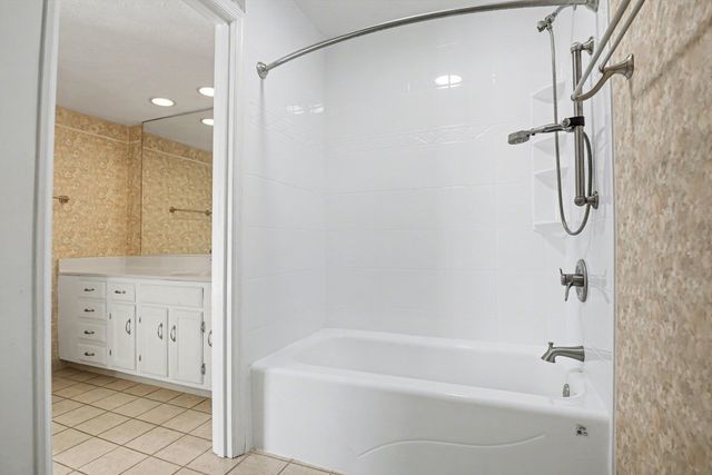 3600 Beechwood Court, Elkhart, IN 46514