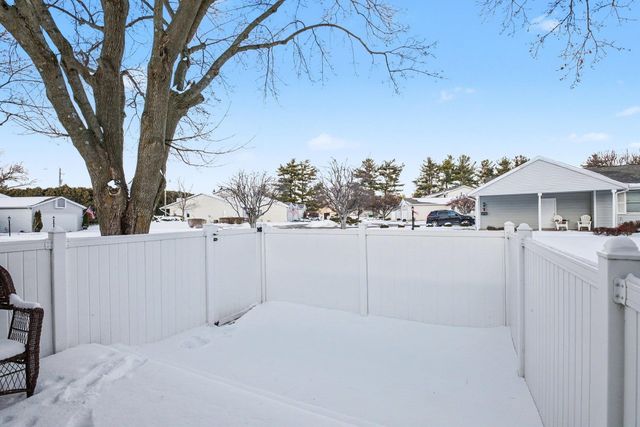 3600 Beechwood Court, Elkhart, IN 46514