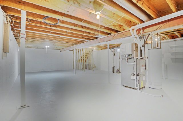 3600 Beechwood Court, Elkhart, IN 46514