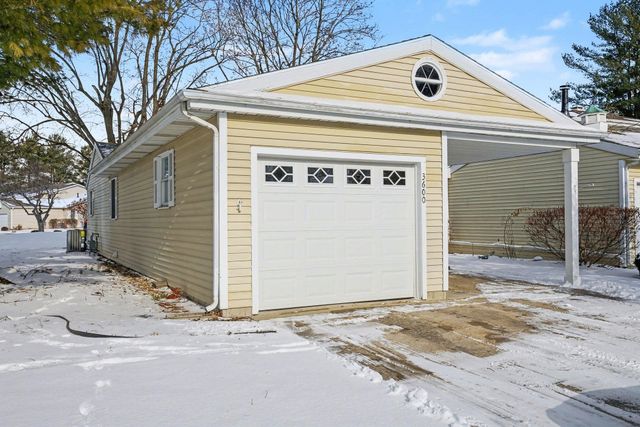 3600 Beechwood Court, Elkhart, IN 46514