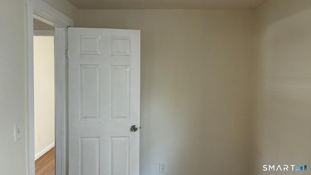 54 North Avenue 1, Meriden, CT 06451