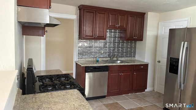 54 North Avenue 1, Meriden, CT 06451
