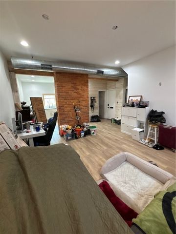 95 McCandless Ave, Lawrenceville, PA 15201