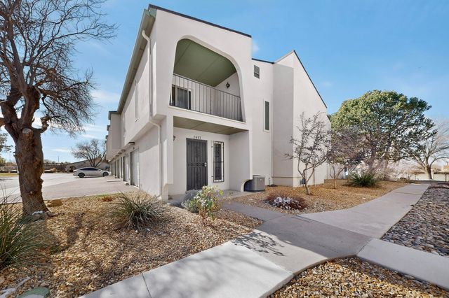 7483 Prairie Road NE, Albuquerque, NM 87109