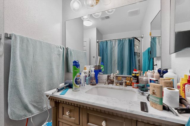 7483 Prairie Road NE, Albuquerque, NM 87109