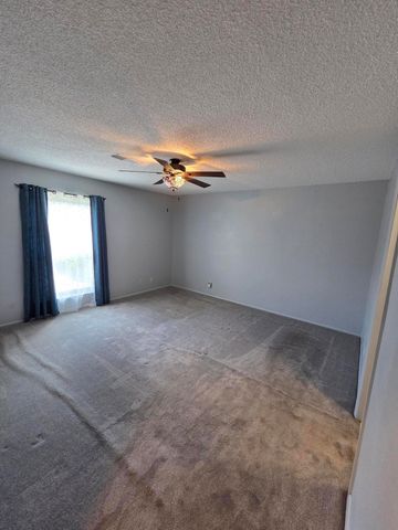 7483 Prairie Road NE, Albuquerque, NM 87109