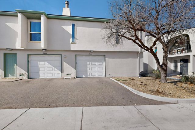 7483 Prairie Road NE, Albuquerque, NM 87109