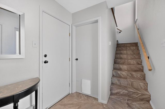 7483 Prairie Road NE, Albuquerque, NM 87109