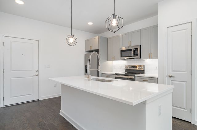 1677 54th Ave N Apt 227, Nashville, TN 37209