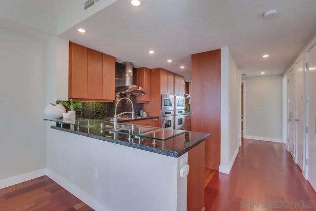 1199 Pacific Hwy 1204, San Diego, CA 92101