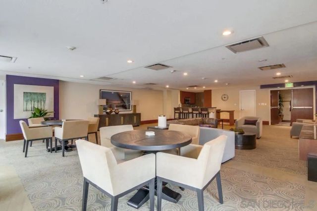 1199 Pacific Hwy 1204, San Diego, CA 92101