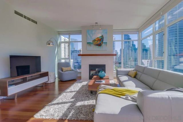 1199 Pacific Hwy 1204, San Diego, CA 92101