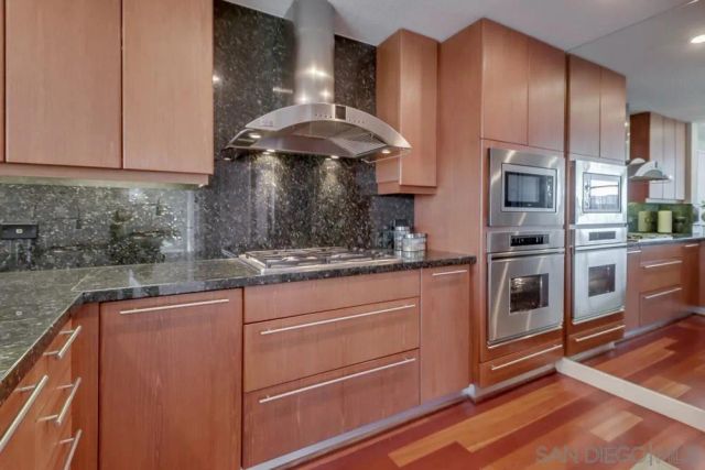 1199 Pacific Hwy 1204, San Diego, CA 92101