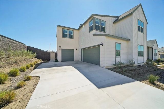 15825 Butterfly Drive, Fontana, CA 92336