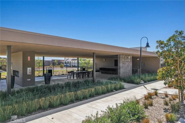 15825 Butterfly Drive, Fontana, CA 92336