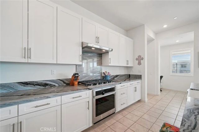 15825 Butterfly Drive, Fontana, CA 92336