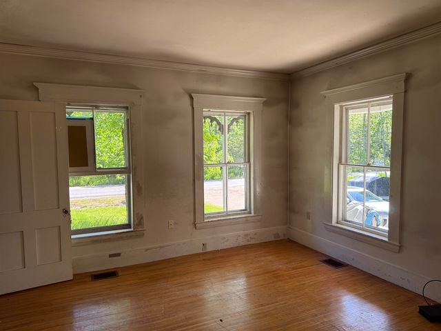 7 Water Village Road, Ossipee, NH 03864