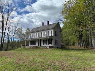 7 Water Village Road, Ossipee, NH 03864