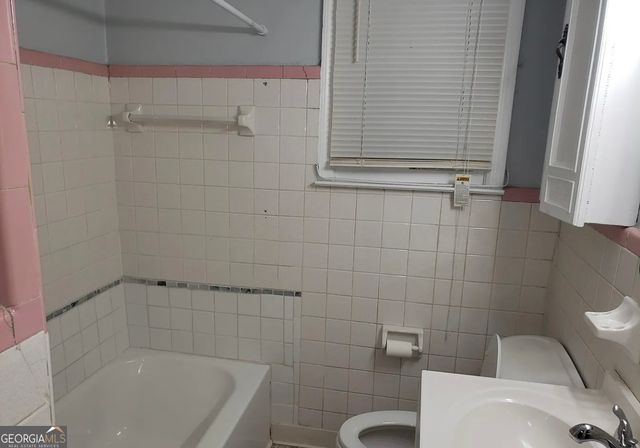 2227 Robin Hood Road, Macon, GA 31206