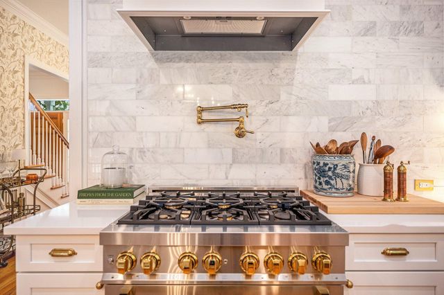 3593 Henrietta Hartford Road, Mount Pleasant, SC 29466