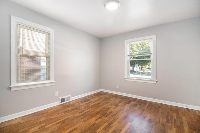 2461 Wyoming Avenue SW, Wyoming, MI 49519