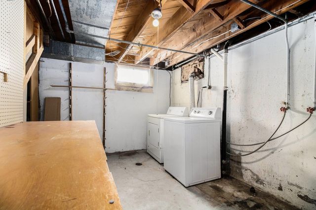 2461 Wyoming Avenue SW, Wyoming, MI 49519