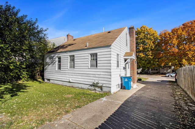 2461 Wyoming Avenue SW, Wyoming, MI 49519