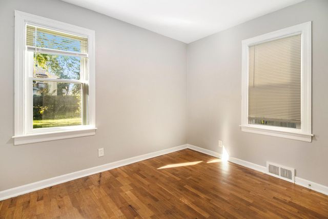 2461 Wyoming Avenue SW, Wyoming, MI 49519