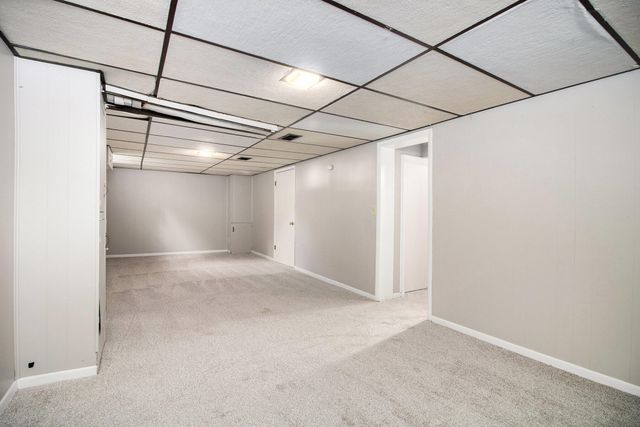 2461 Wyoming Avenue SW, Wyoming, MI 49519