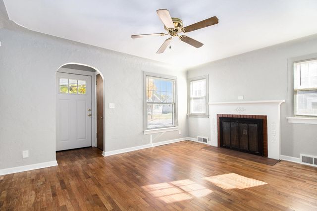 2461 Wyoming Avenue SW, Wyoming, MI 49519