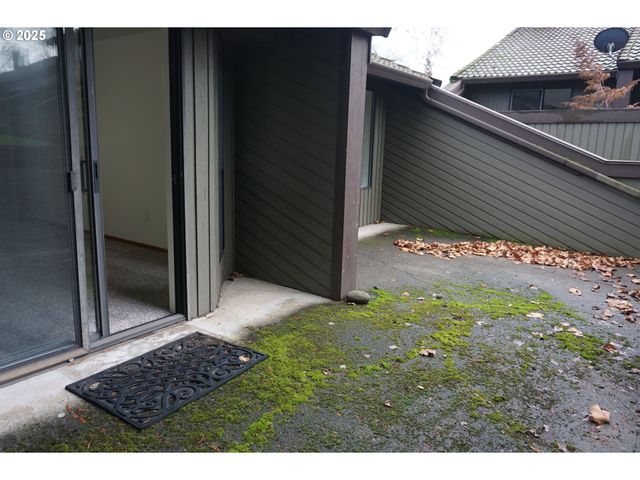 13819 Nw 10TH Ct F, Vancouver, WA 98685