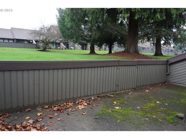 13819 Nw 10TH Ct F, Vancouver, WA 98685