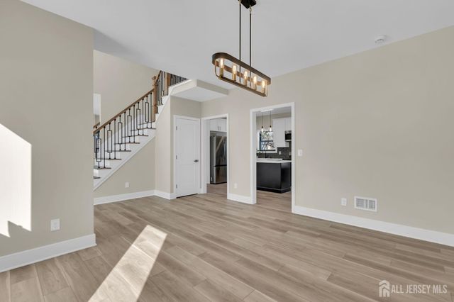 36 Wickley Avenue, Piscataway, NJ 08854