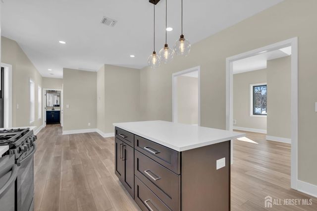 36 Wickley Avenue, Piscataway, NJ 08854