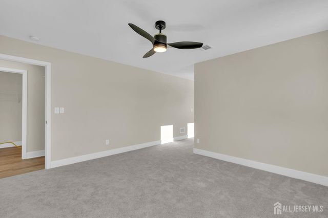 36 Wickley Avenue, Piscataway, NJ 08854